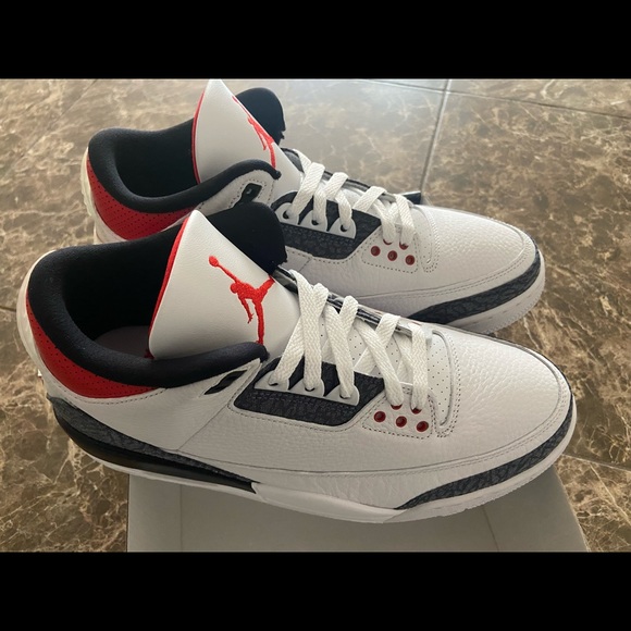 NIKE AIR JORDAN 3 SE RETRO - Picture 4 of 6